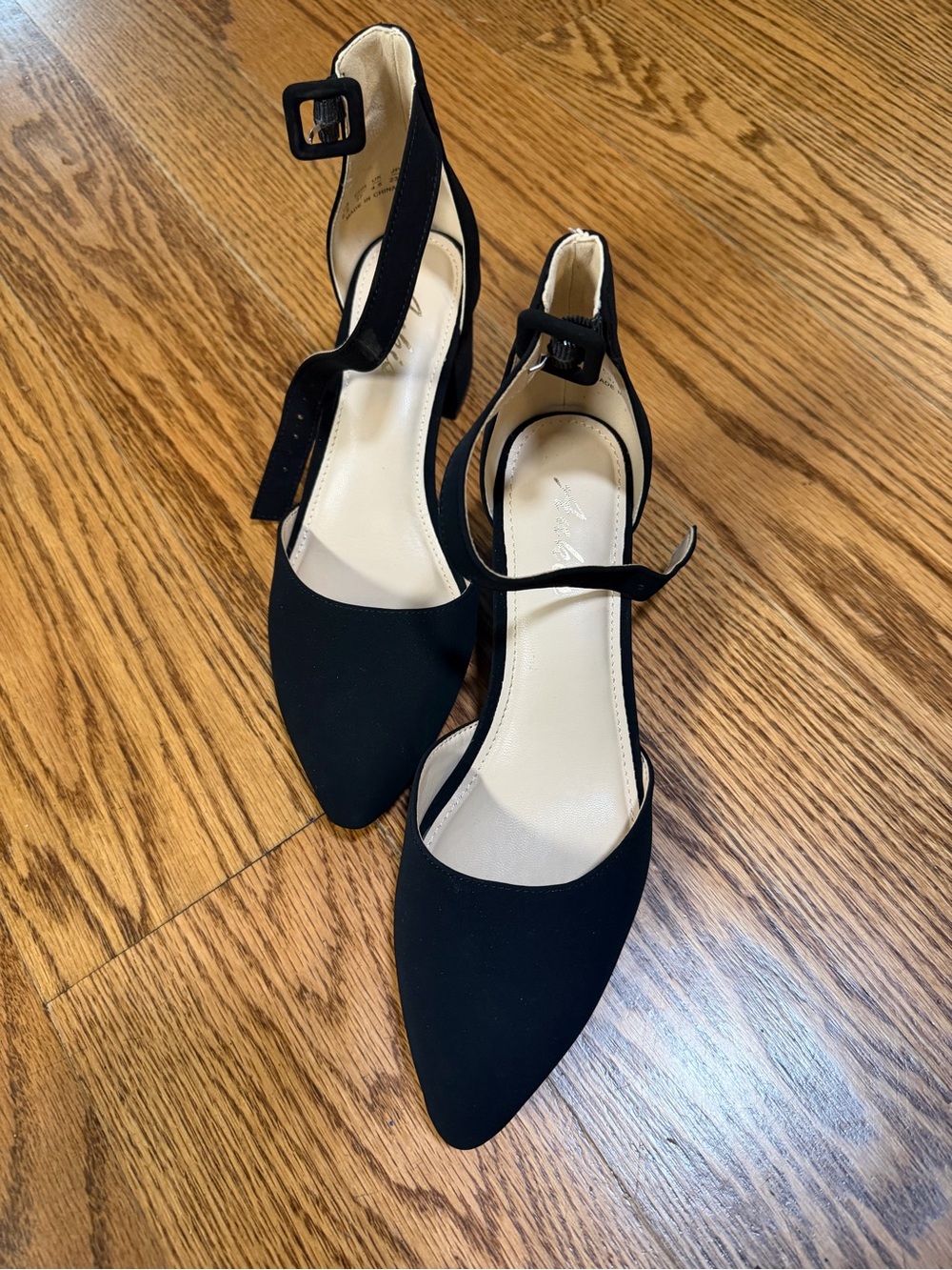 Black Pointed Toe Ankle Strap Women's Heels - Unbranded